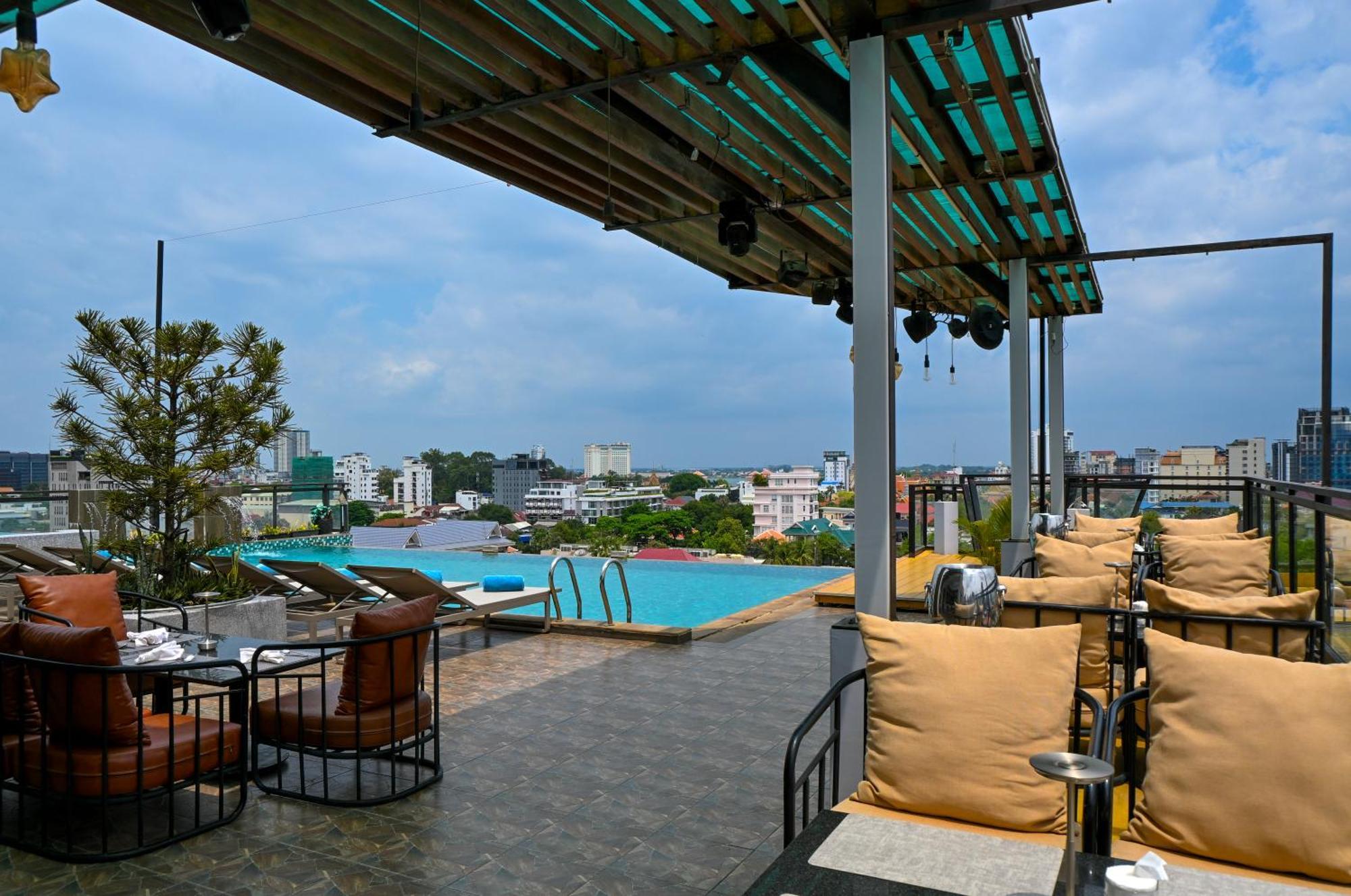 Phnom Penh 51 Hotel & Residences ภายนอก รูปภาพ