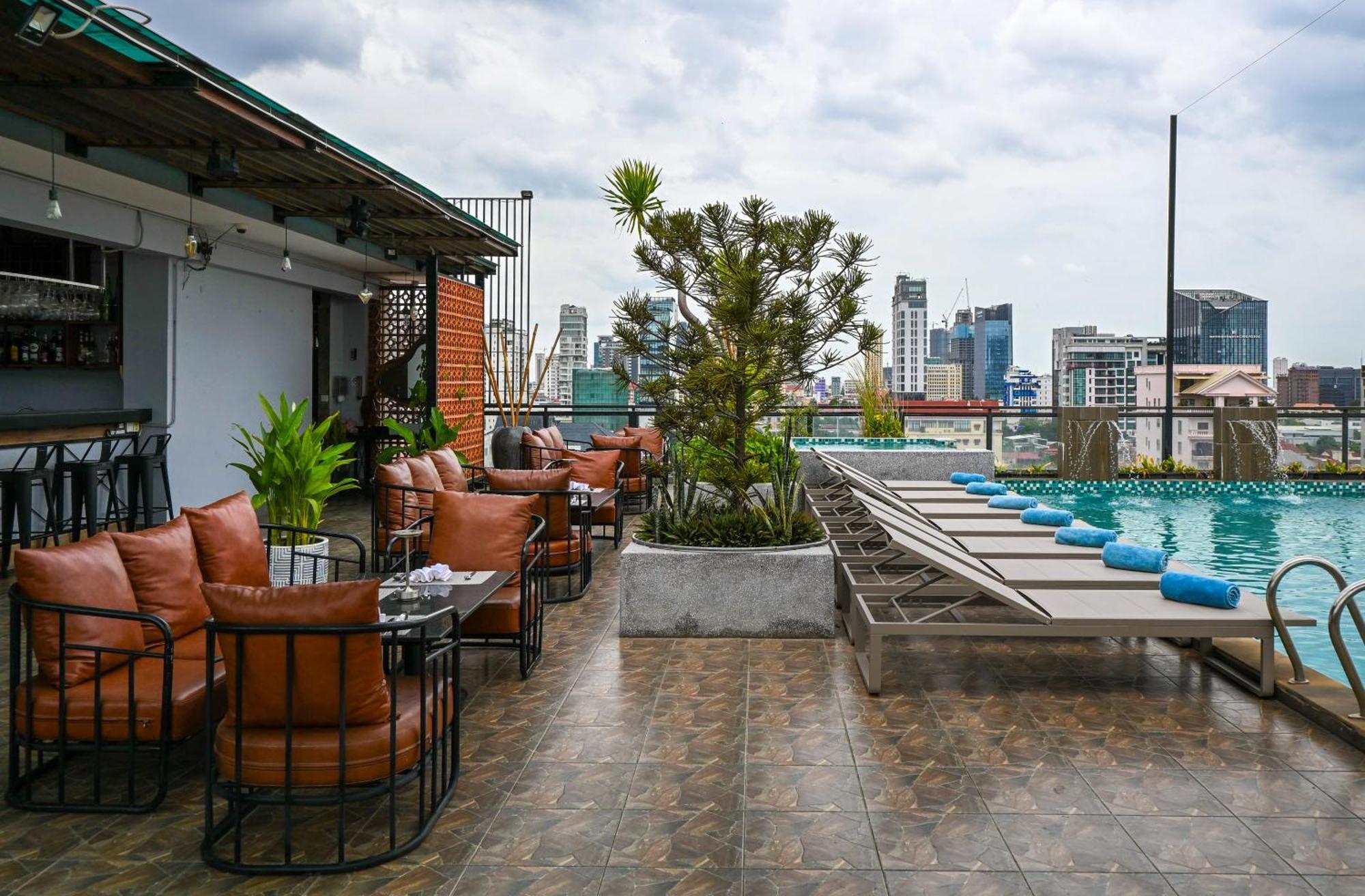 Phnom Penh 51 Hotel & Residences ภายนอก รูปภาพ