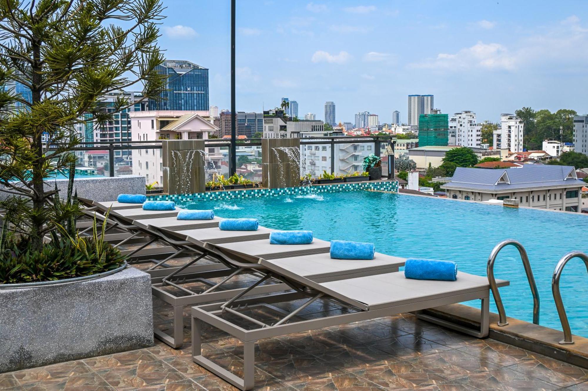 Phnom Penh 51 Hotel & Residences ภายนอก รูปภาพ