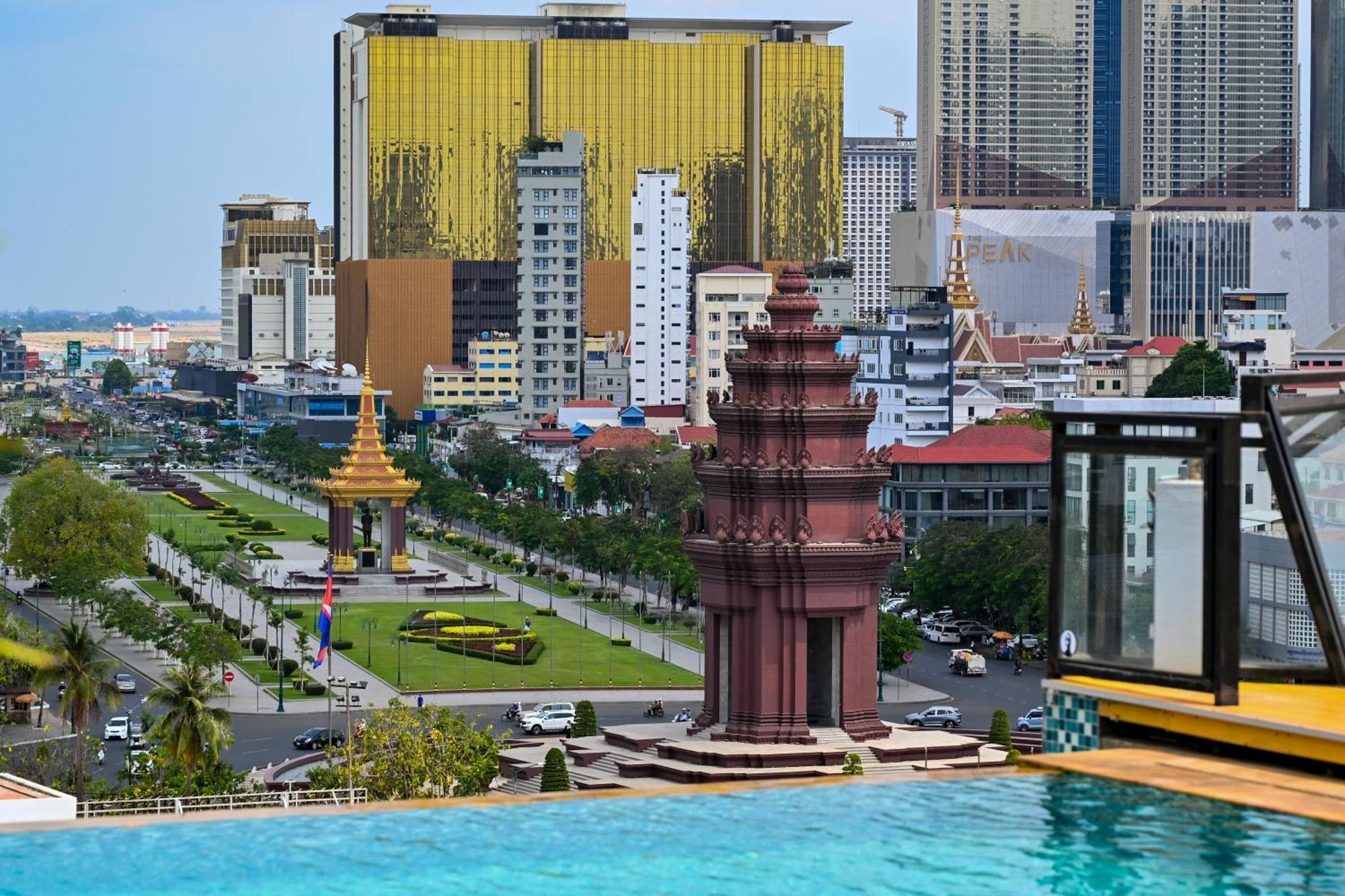 Phnom Penh 51 Hotel & Residences ภายนอก รูปภาพ