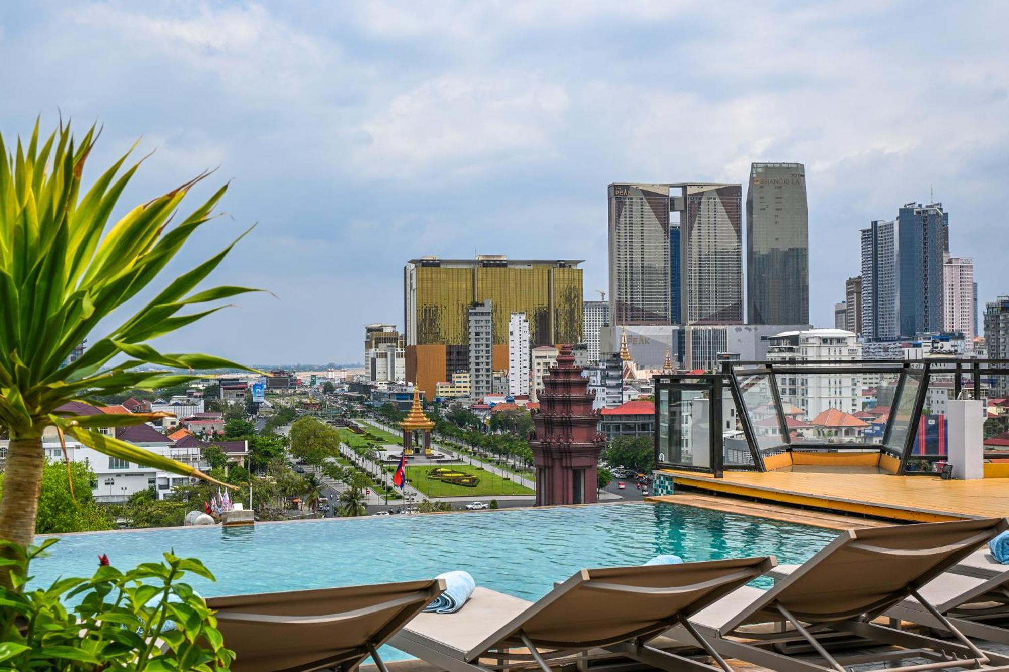 Phnom Penh 51 Hotel & Residences ภายนอก รูปภาพ